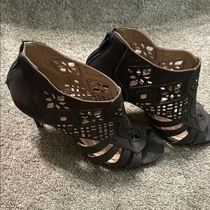 Chic Black Cutout Ankle Booties